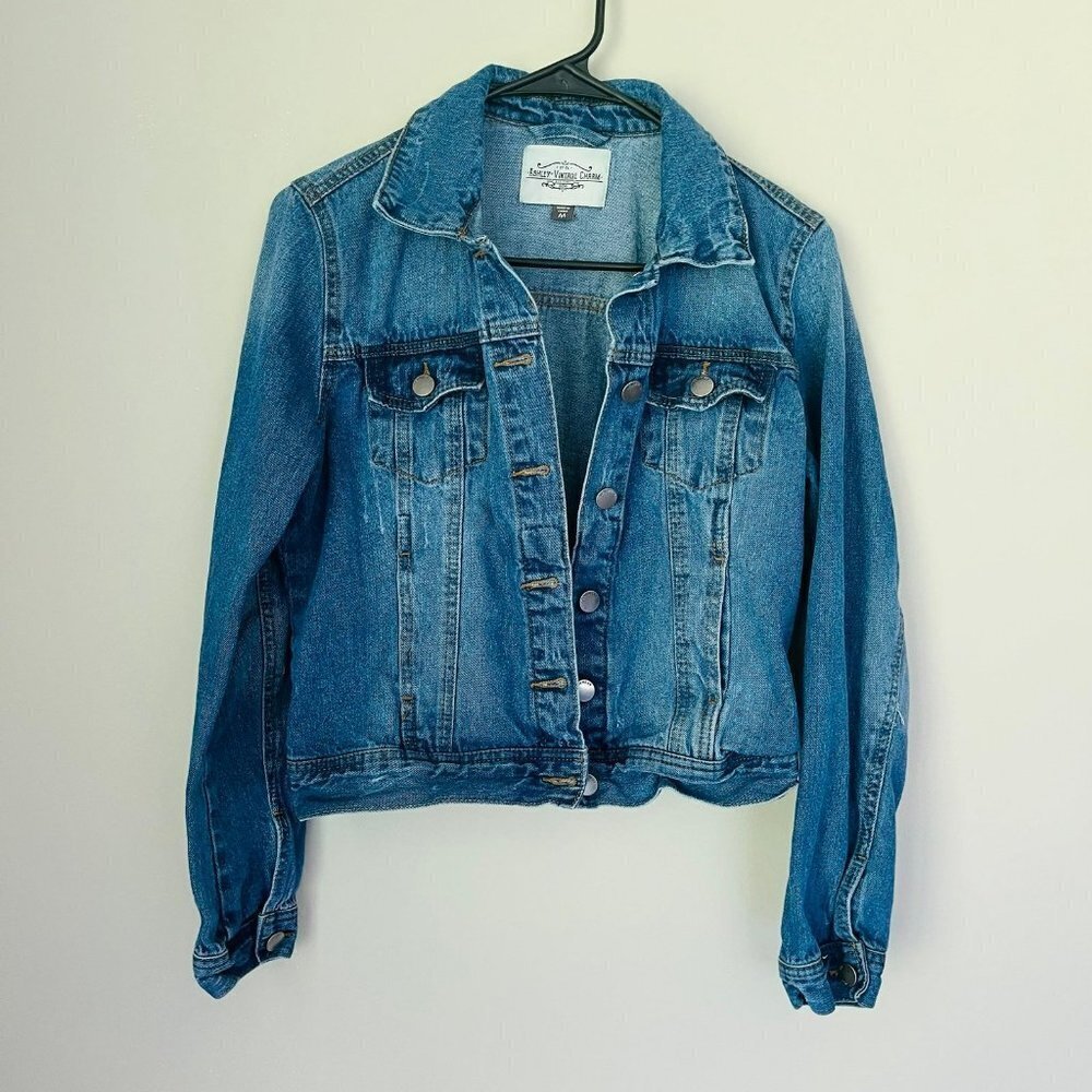 Ashley-Vintage Charm Cropped Denim Trucker Jacket SZ M Distressed
